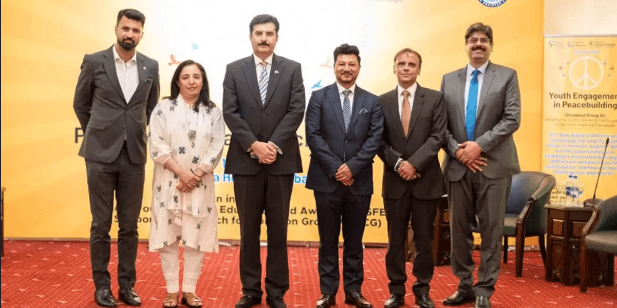 Left to Right: Syed Ali Hameed (Chairperson, Shaoor Foundation), Sabohi Ali (Senior Program Manager, Shaoor Foundation), Faisal Karim Kundi (Pakistan People’s Party Affiliate), Rajendra Mulmi Regional Director, Asia SFCG, Shahid Raheem (Senior Manager, SFCG), Raja Shoaib Akbar (Executive Director, Shaoor Foundation)